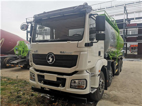 陜汽德龍輕量化粉塵物料運輸車